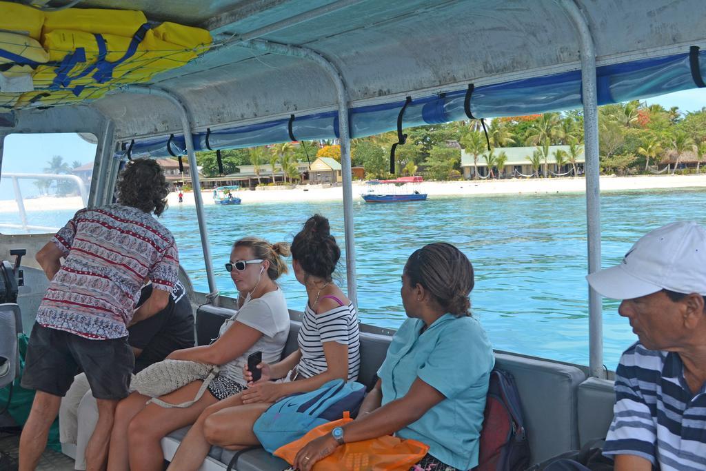Ratu Kini Backpackers And Dive Resort Đảo Đảo Mana Island Ngoại thất bức ảnh